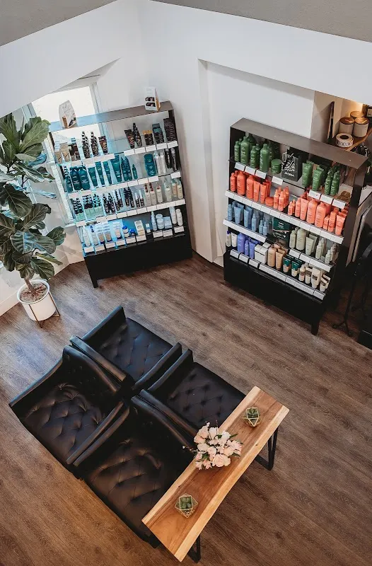 Salon Hazelton — Beauty salon in Perrysburg